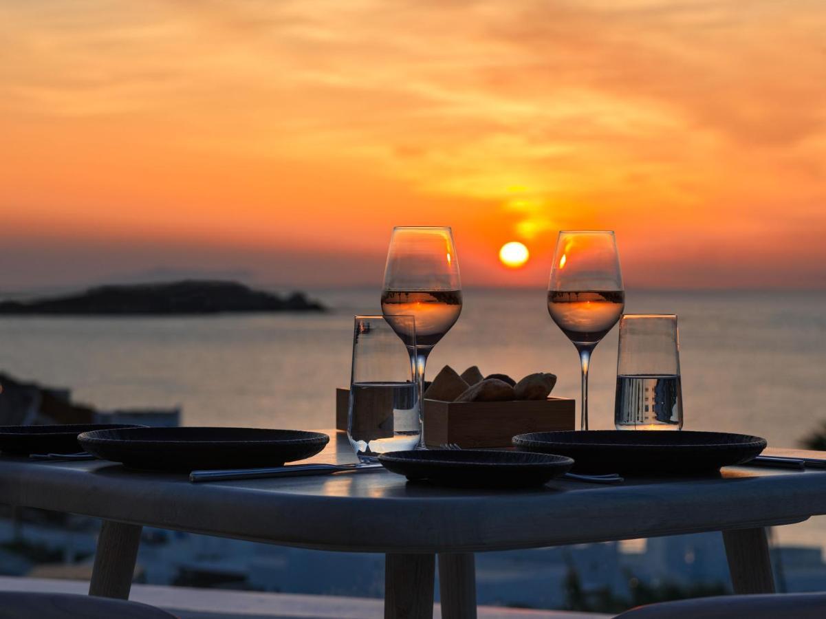 มิโคนอส เอิร์ท สวีท Hotel Mykonos Town ภายนอก รูปภาพ